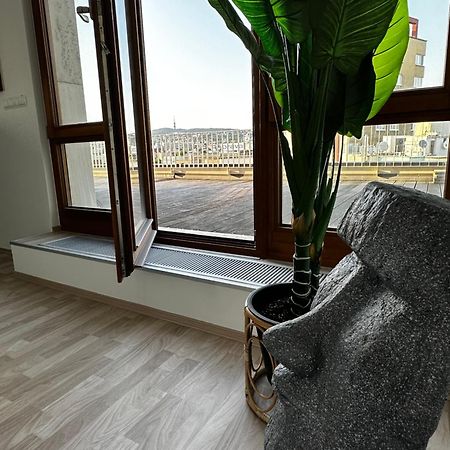 Luxury Penthouse At The Historical Centre With Free Parking Lägenhet Bratislava Exteriör bild